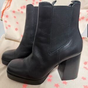 Steve Madden Black Leather Platform Chelsea Block Heel Boots